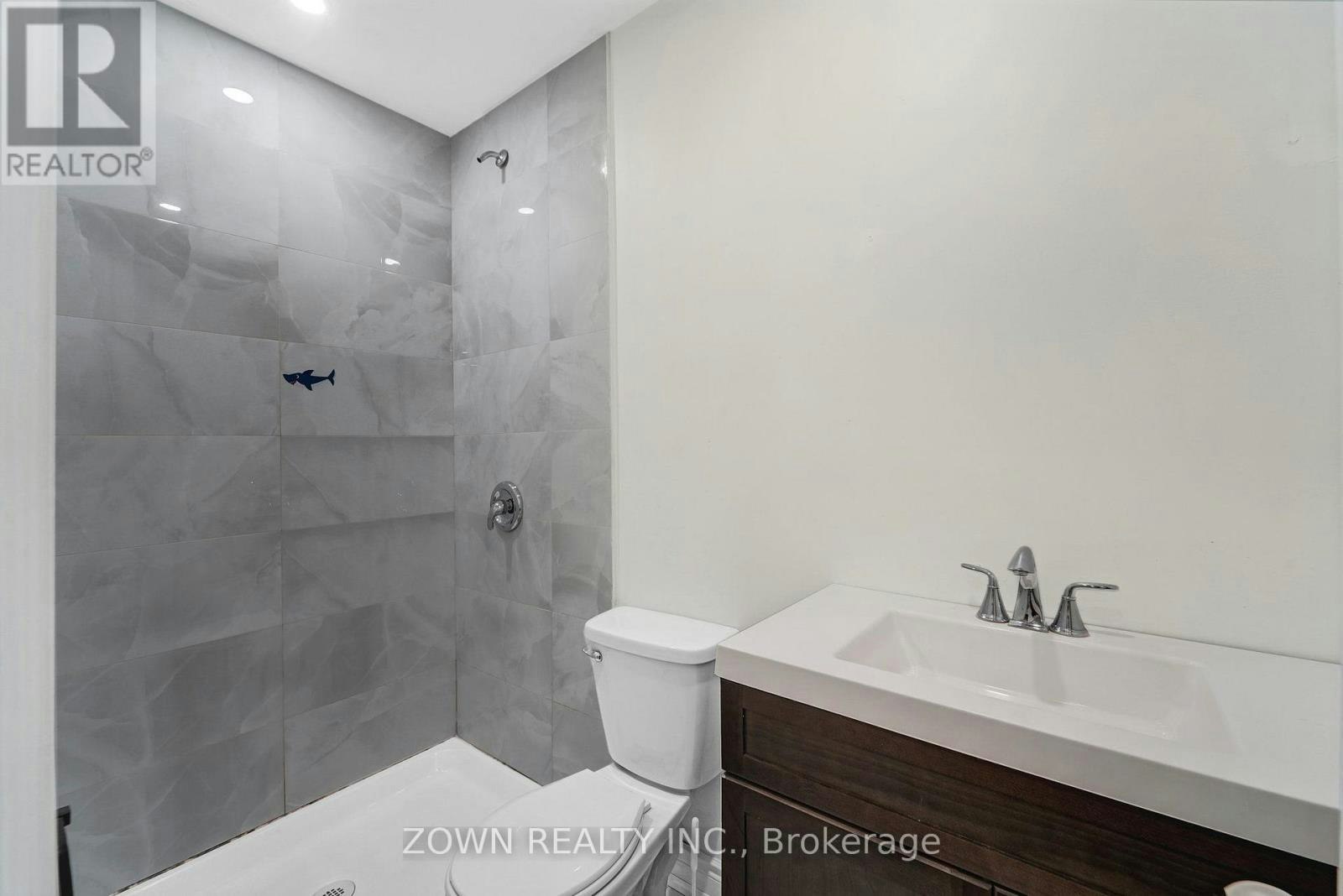 LOWER UNIT-5866 Valley Way, Niagara Falls, ON, L2E 1Y1 - 8