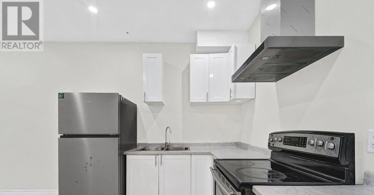 LOWER UNIT-5866 Valley Way, Niagara Falls, ON, L2E 1Y1 - 6