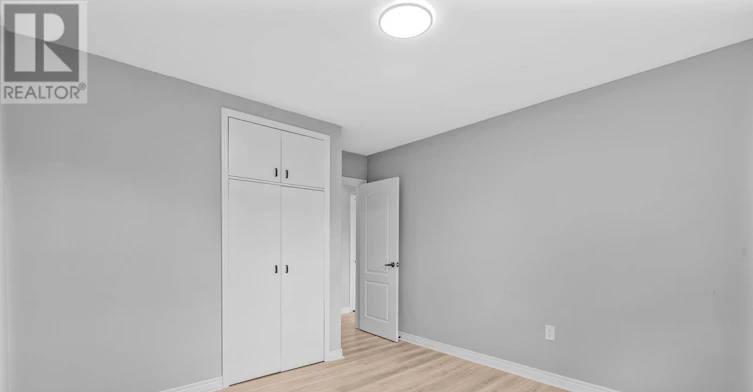 MAIN-71 Organ Crescent, Hamilton, ON, L8T 1Y8 - 14