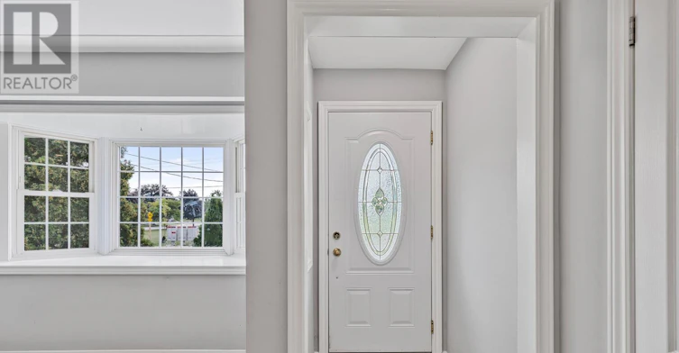 MAIN-71 Organ Crescent, Hamilton, ON, L8T 1Y8 - 3