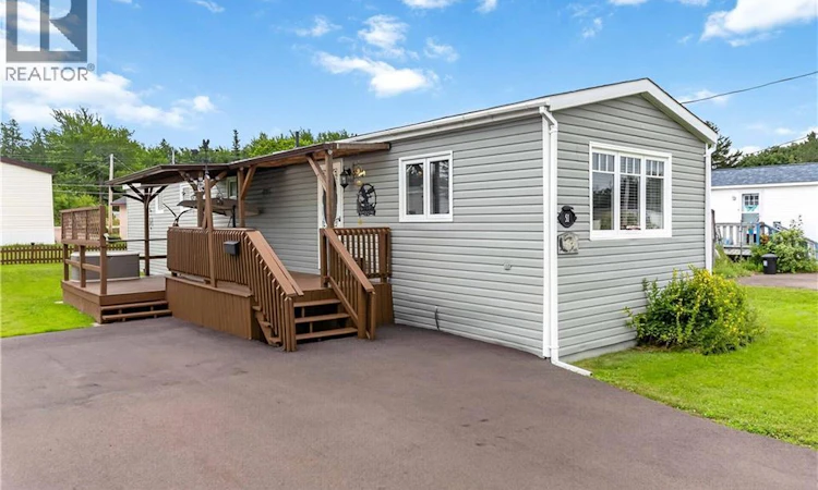 51 Biddington Avenue