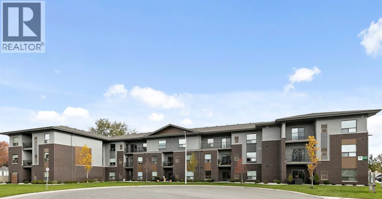 205-5840 Newman, Lasalle, ON, N9H 1S5