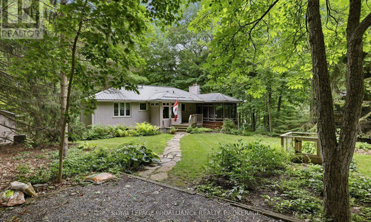 12 Oriole Lane