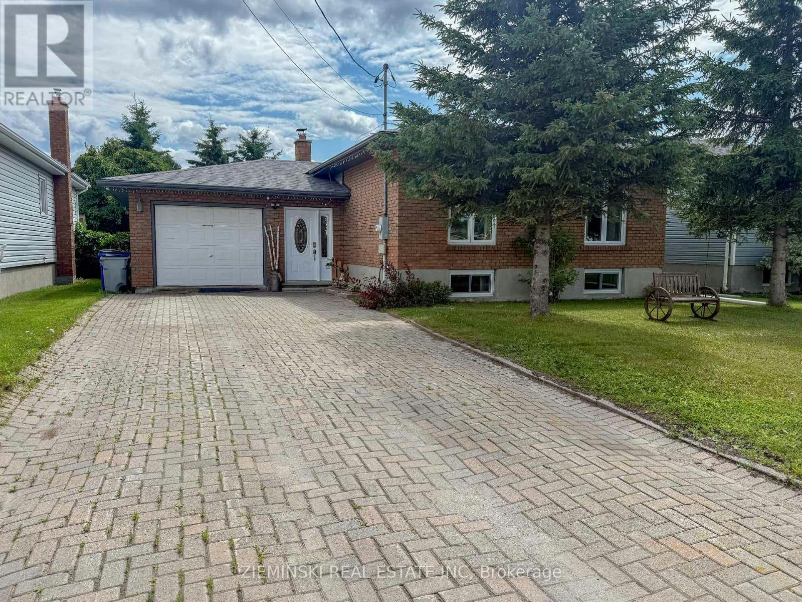 605 Bristol Road, Timmins, ON, P0N 1C0