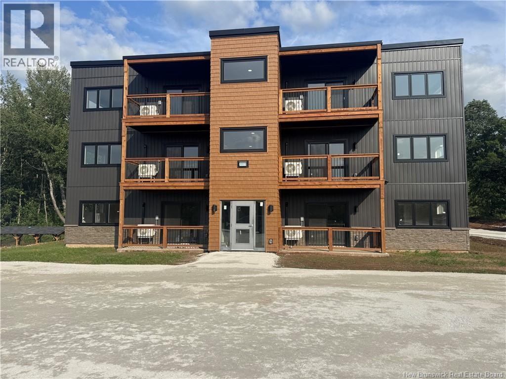 104-268 Main Street, Hampton, NB, E5N 6B8