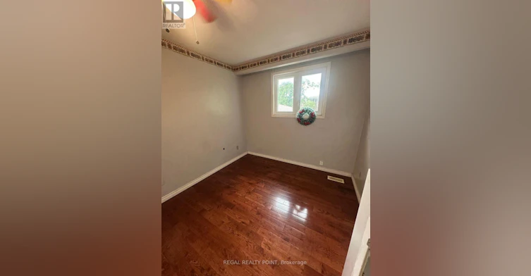 6 Harrington Crescent, Toronto, ON, M2M 2Y5 - 9