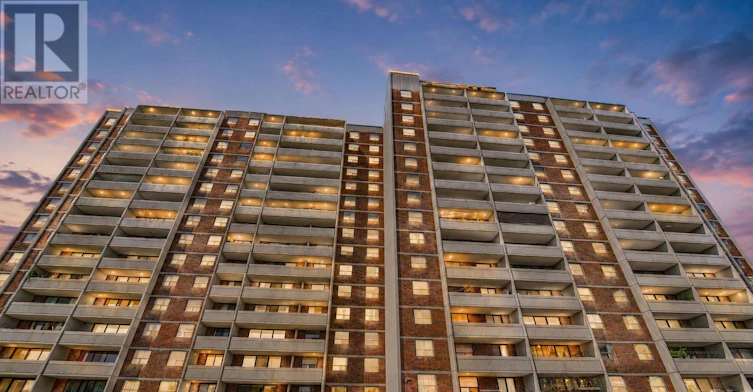 407-301 Prudential Drive, Toronto, ON, M1P 4V3 - 2