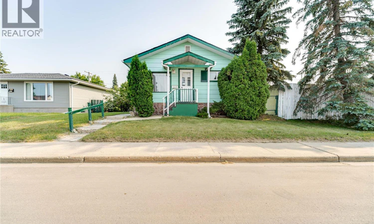 1233 Coteau Street W
