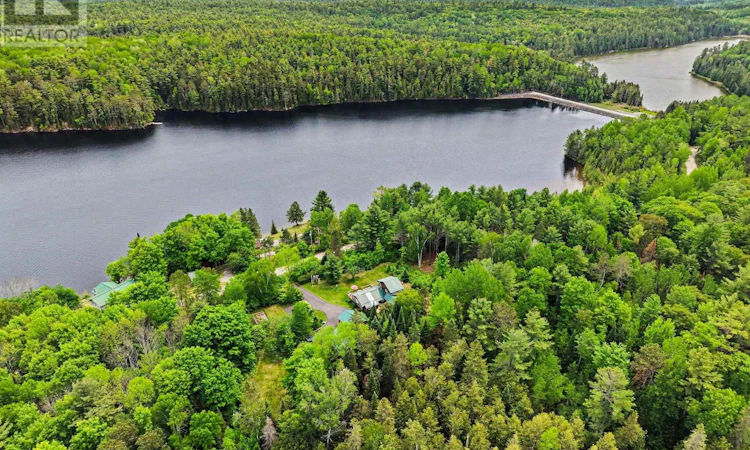 515 Graphite Bay Road