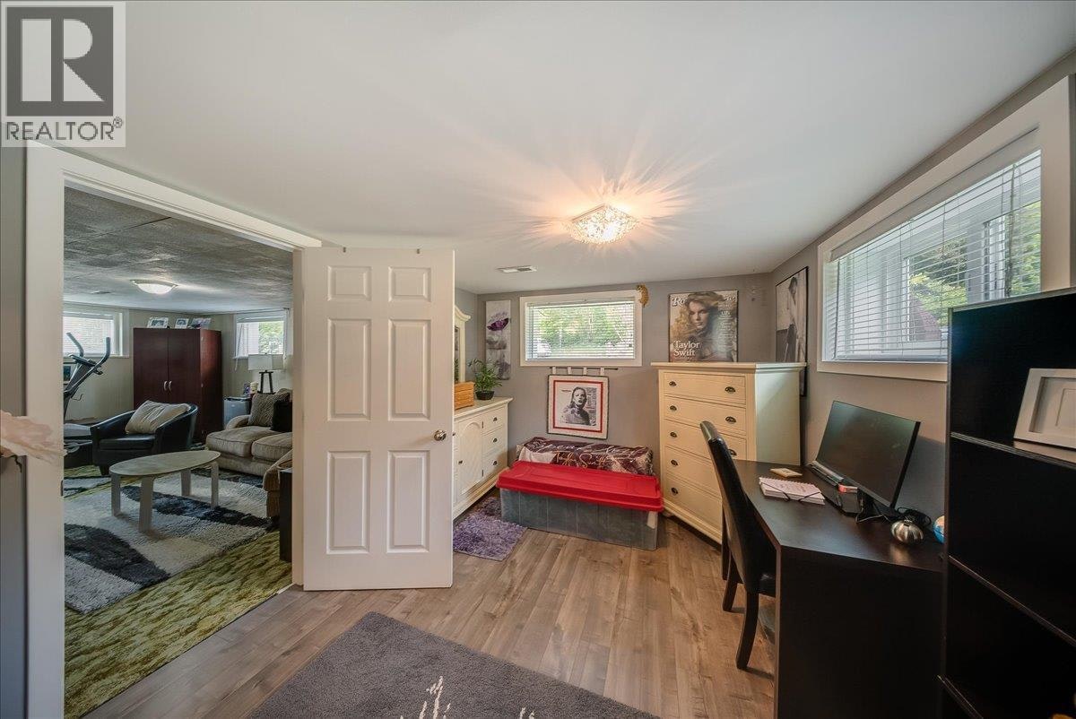 1112 Marianna Crescent, Trail, BC, V1R 1C7 - 27