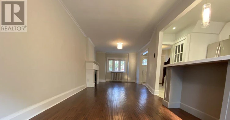 22 Lorindale Avenue, Toronto, ON, M5M 3C2 - 12