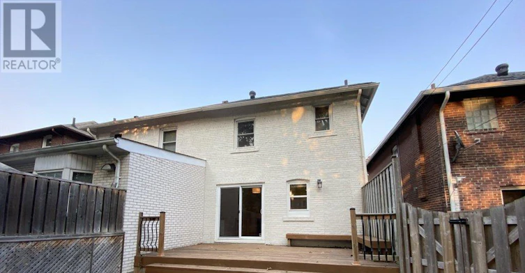22 Lorindale Avenue, Toronto, ON, M5M 3C2 - 36