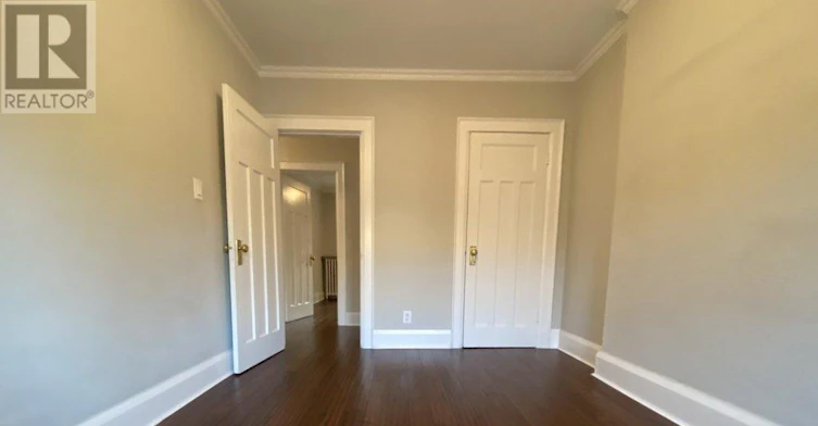 22 Lorindale Avenue, Toronto, ON, M5M 3C2 - 17