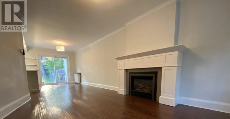22 Lorindale Avenue, Toronto, ON, M5M 3C2 - 8