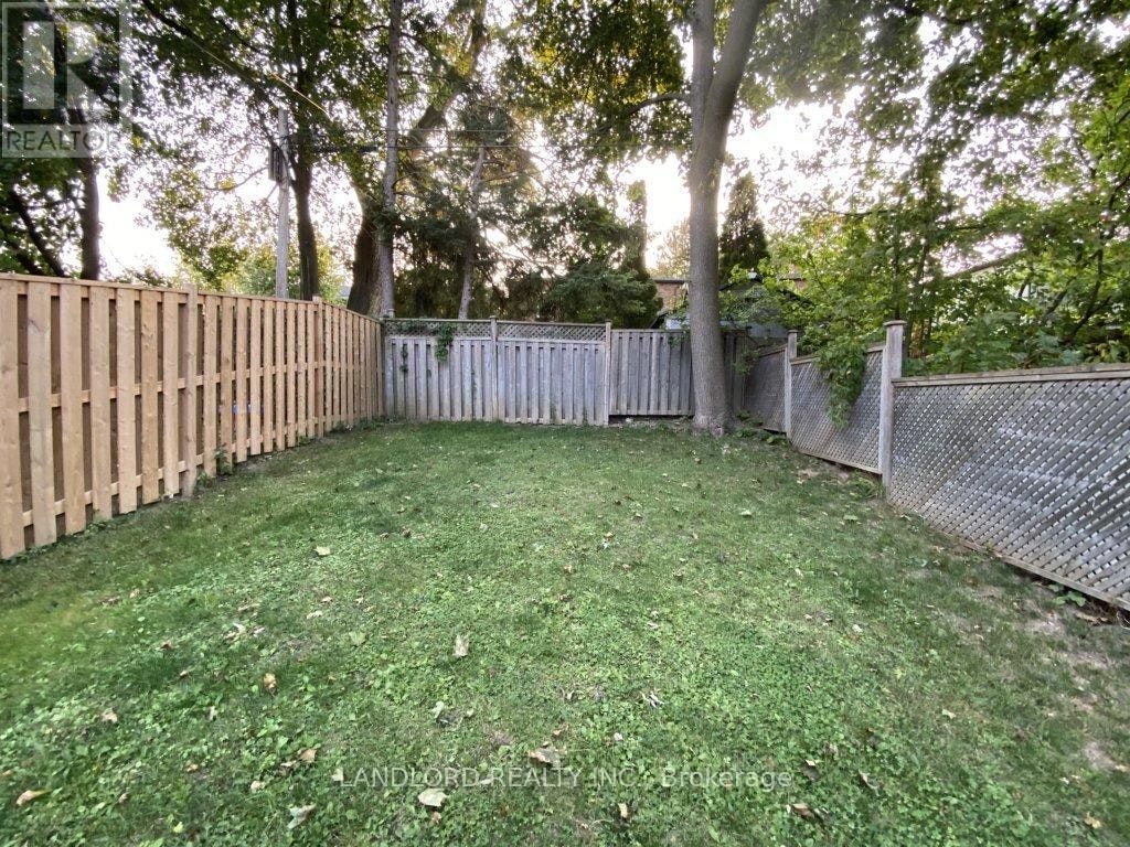 22 Lorindale Avenue, Toronto, ON, M5M 3C2 - 34