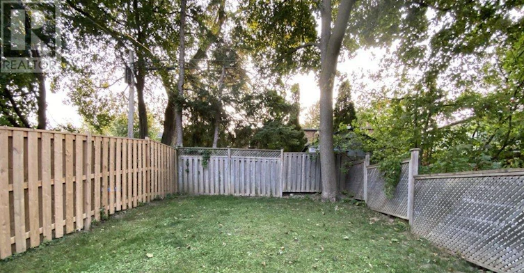 22 Lorindale Avenue, Toronto, ON, M5M 3C2 - 34