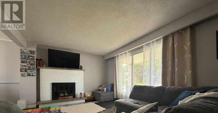 906 Cecylia Court, Pickering, ON, L1W 2Y1 - 6
