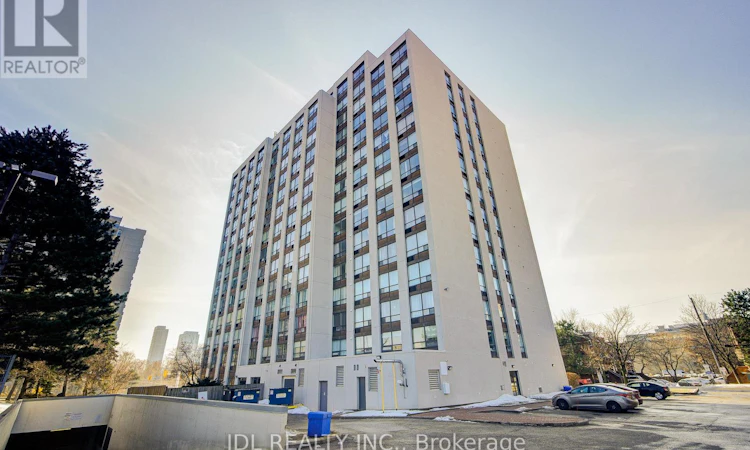 1106-1 Reidmount Avenue