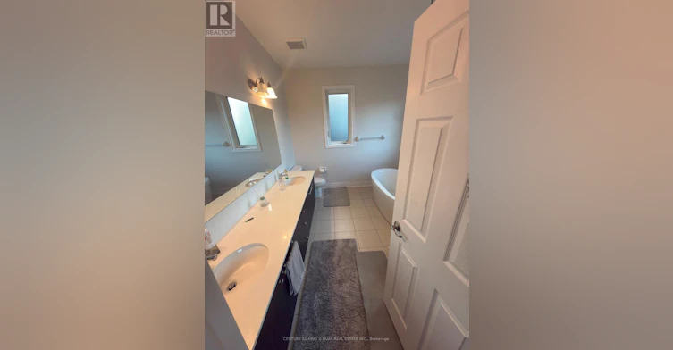 11 Jinnah Avenue, Markham, ON, L3S 0G2 - 6