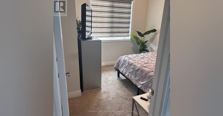 11 Jinnah Avenue, Markham, ON, L3S 0G2 - 4