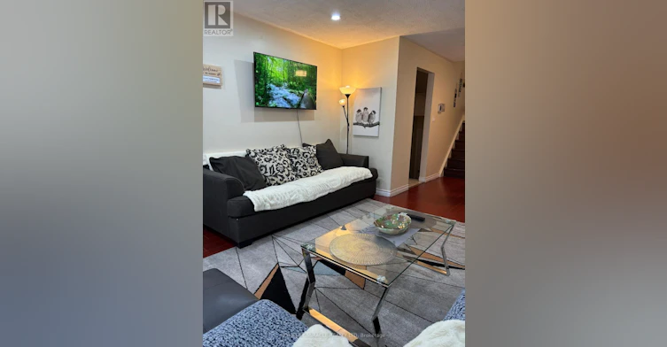 7426 Catalpa Road, Mississauga, ON, L4T 2T3 - 12