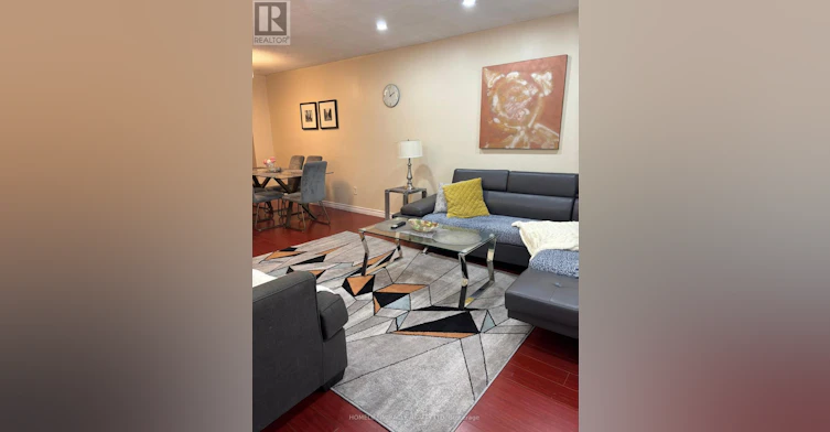 7426 Catalpa Road, Mississauga, ON, L4T 2T3 - 6