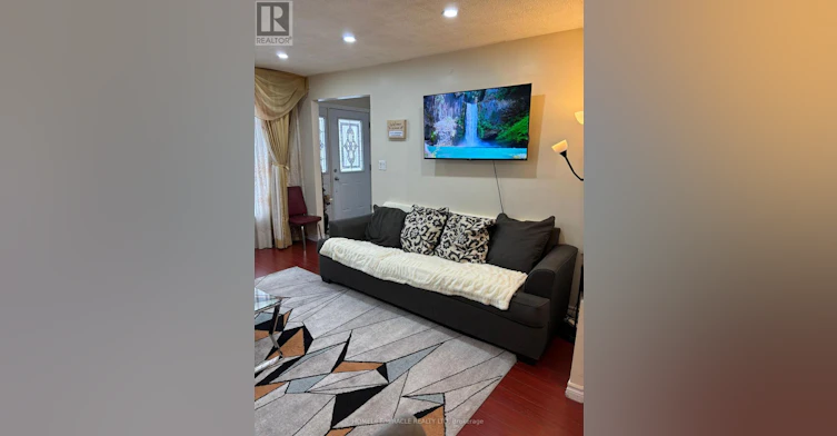 7426 Catalpa Road, Mississauga, ON, L4T 2T3 - 11
