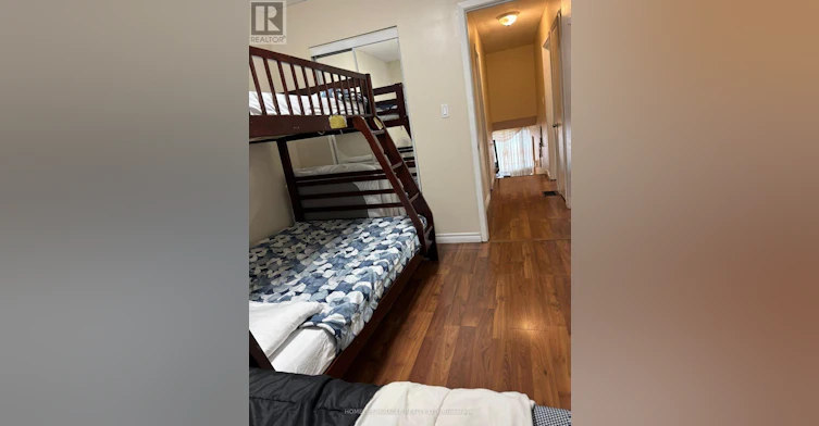 7426 Catalpa Road, Mississauga, ON, L4T 2T3 - 26