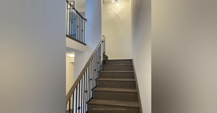 460 Silver Maple Road, Oakville, ON, L6H 3P5 - 6