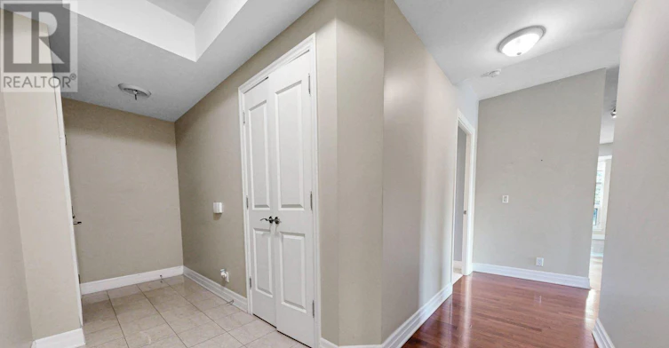 309-9 Burnhamthorpe Crescent, Toronto, ON, M9A 0A6 - 3