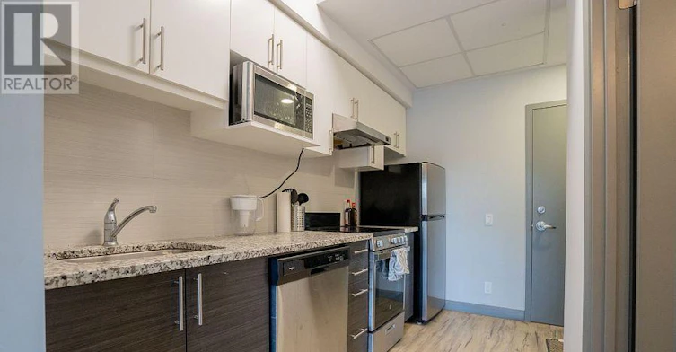 402-77 Leland Street, Hamilton, ON, L8S 3A1 - 5