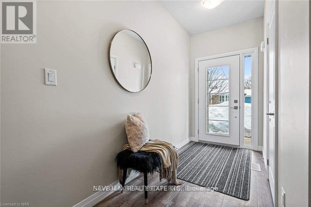 4855 Pettit Avenue, Niagara Falls, ON, L2E 0B7 - 5