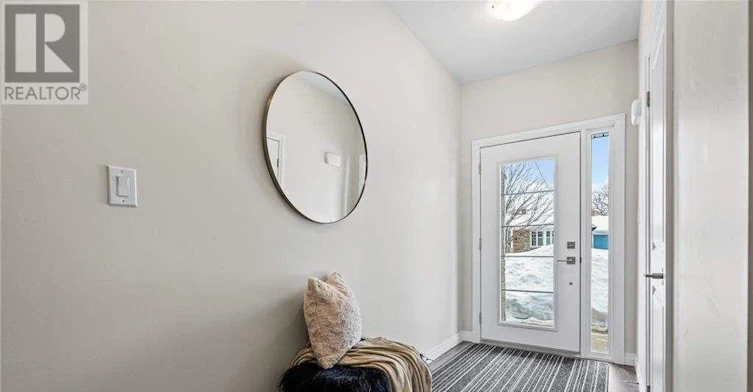 4855 Pettit Avenue, Niagara Falls, ON, L2E 0B7 - 5