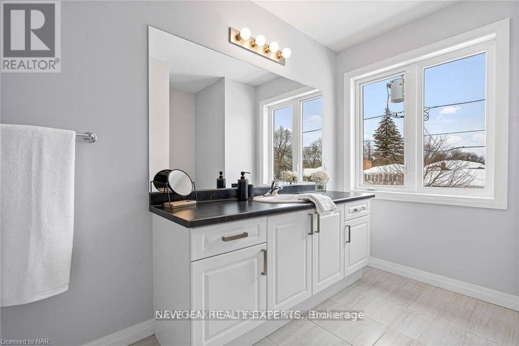 4855 Pettit Avenue, Niagara Falls, ON, L2E 0B7 - 21