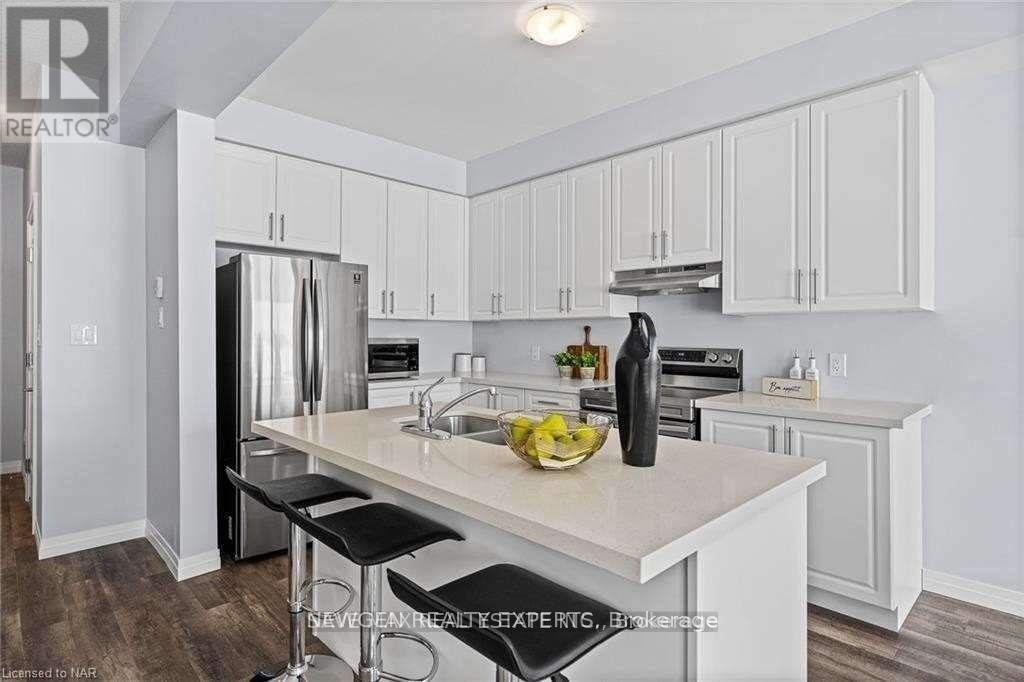 4855 Pettit Avenue, Niagara Falls, ON, L2E 0B7 - 7