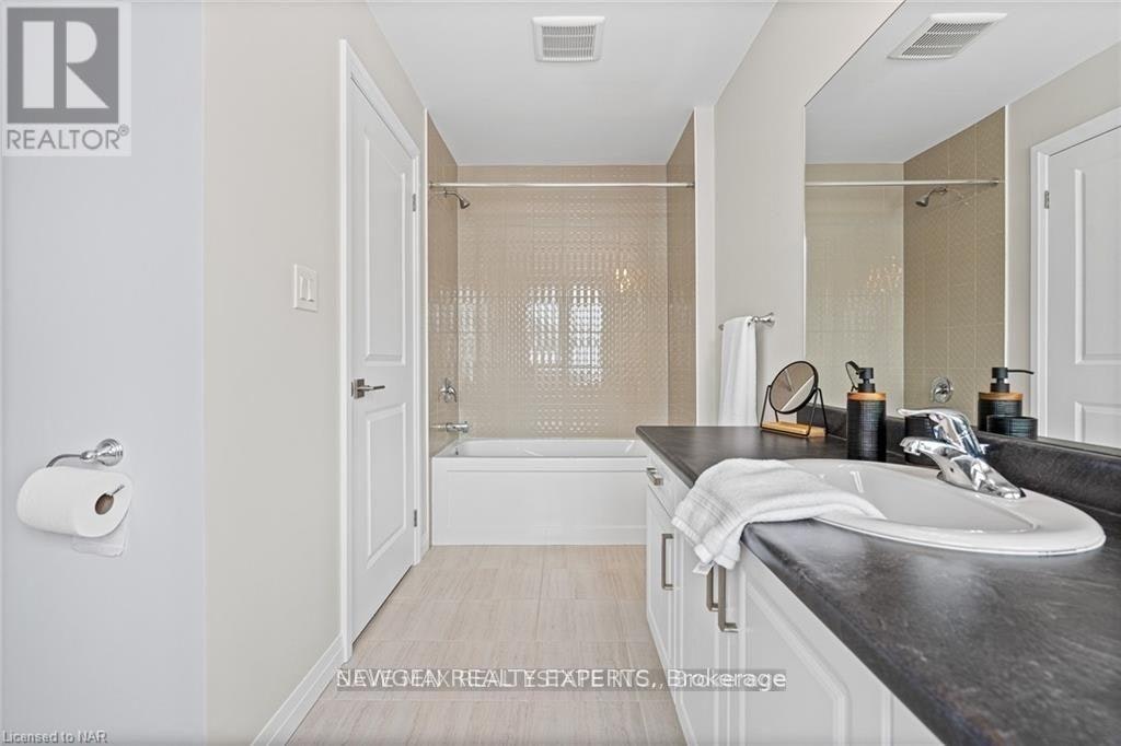 4855 Pettit Avenue, Niagara Falls, ON, L2E 0B7 - 20