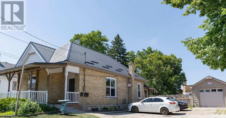 2-786 Nelson Street, London, ON, N5Z 1K3