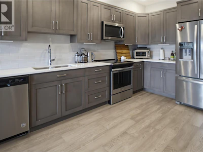 205-568 Lorne Street - 2