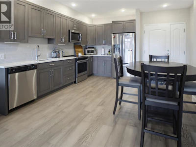 205-568 Lorne Street - 3