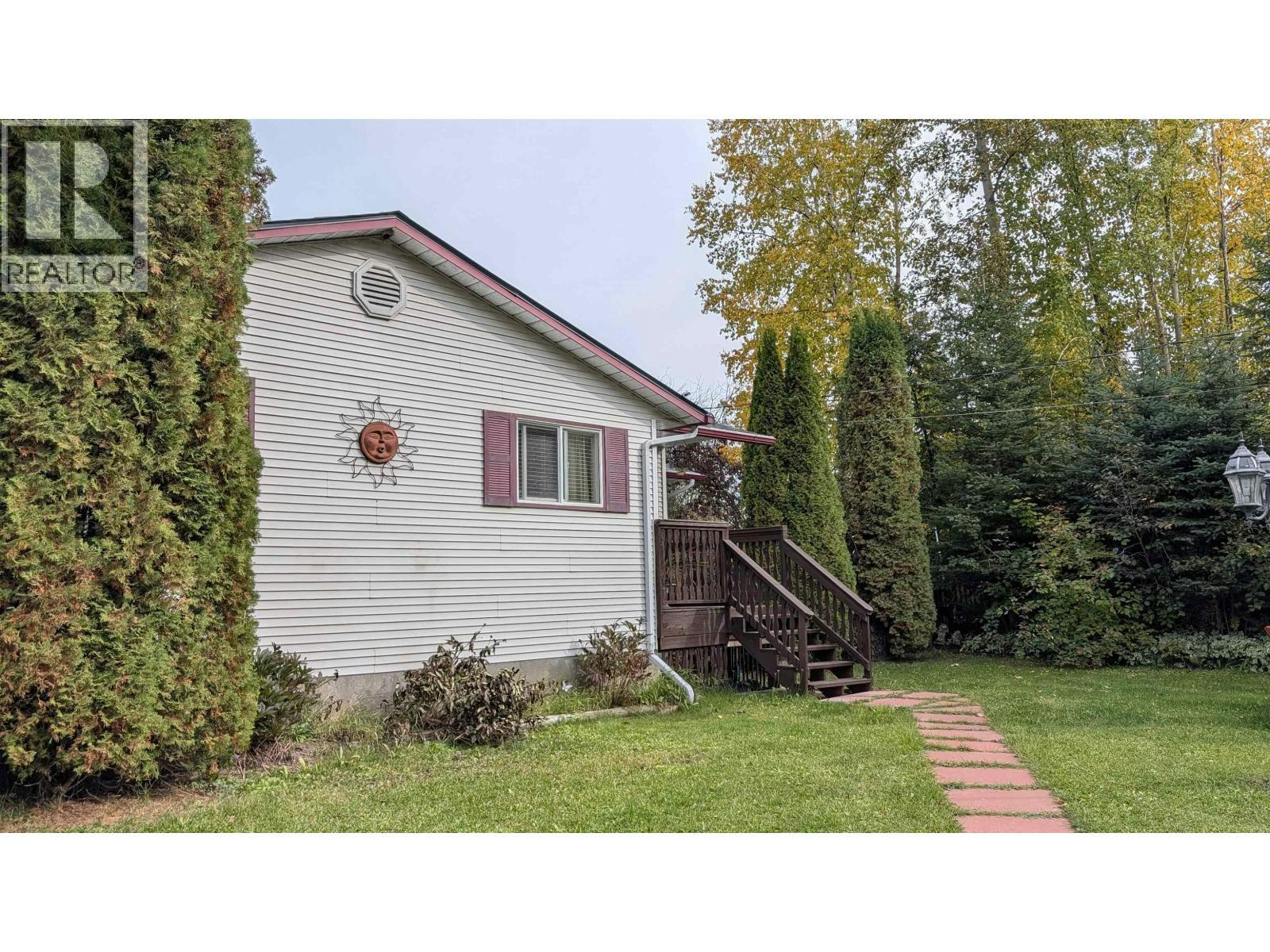 11330 Lakeside Drive, Prince George, BC, V2K 5M6