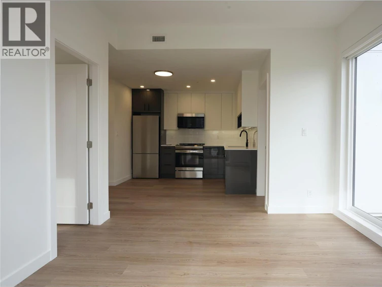418-1380 Pridham Avenue, Kelowna, BC, V1Y 6B8 - 3