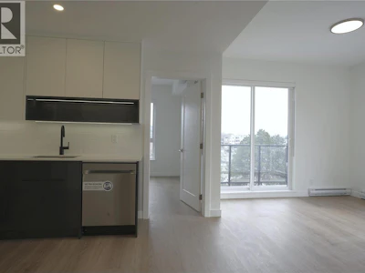 418-1380 Pridham Avenue - 4