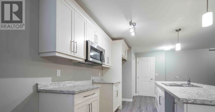47 Dewal Place, Belleville, ON, K8P 0H3 - 4