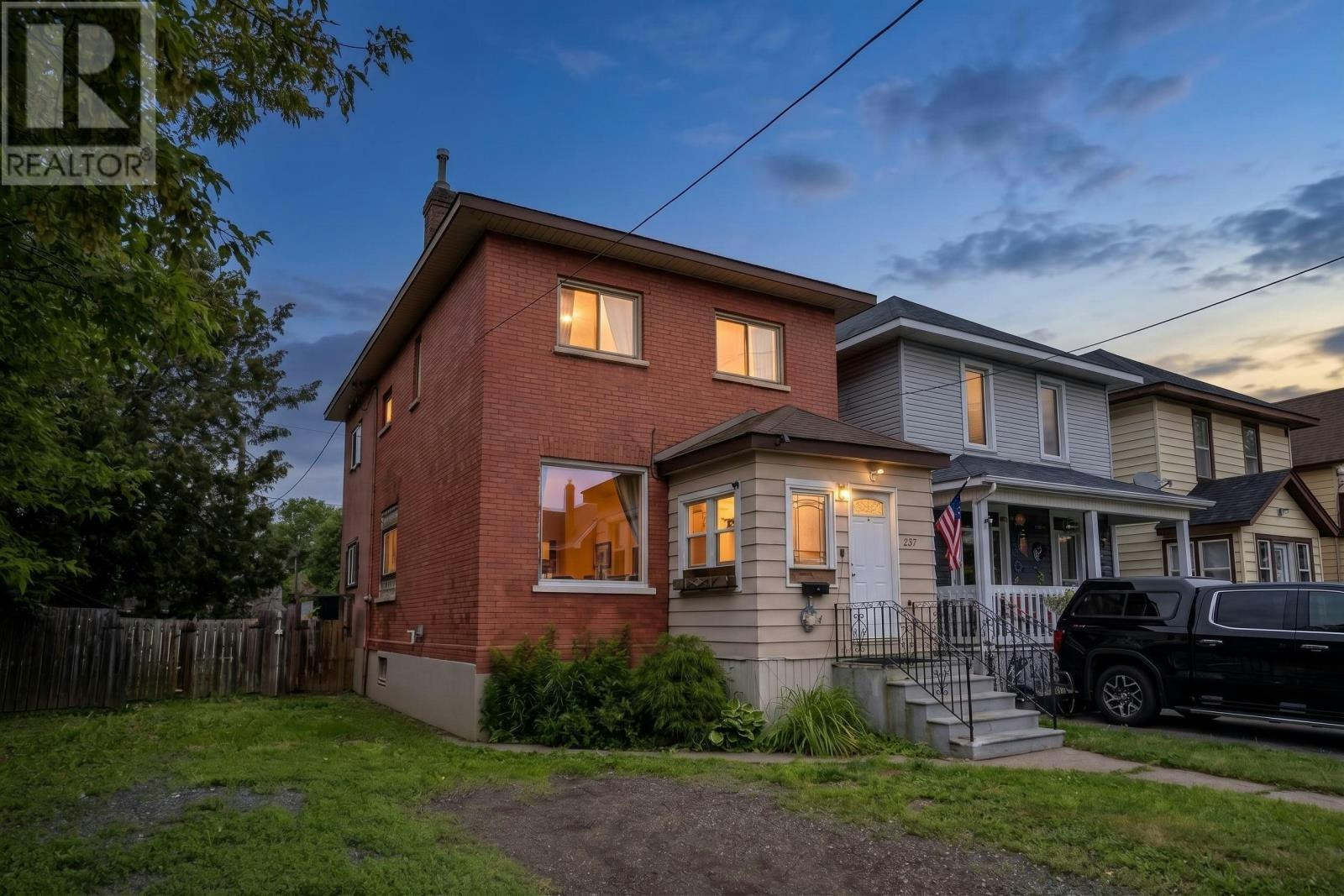 237 Finlayson Street, Thunder Bay, ON, P7C 2K8