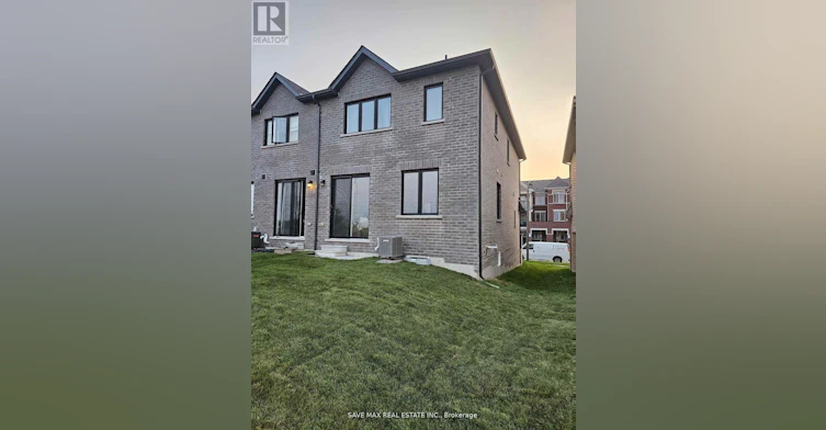 1084 Lockie Drive, Oshawa, ON, L1L 0R9 - 9