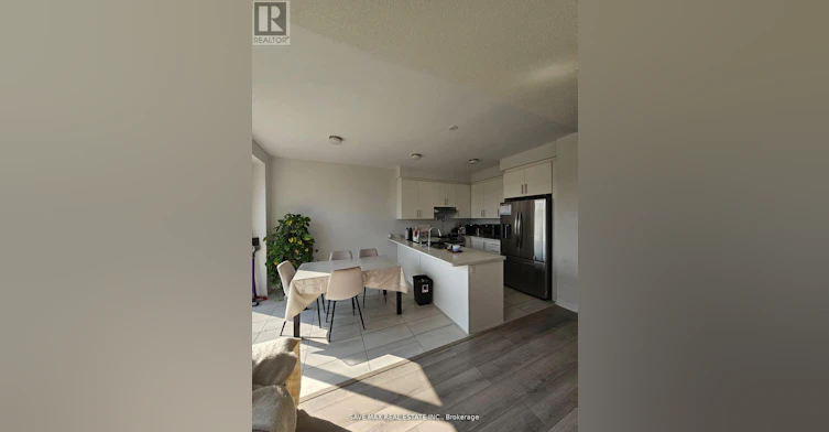 1084 Lockie Drive, Oshawa, ON, L1L 0R9 - 5