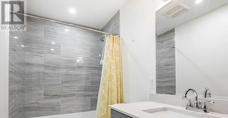 102 Natalie Place, Toronto, ON, M4M 3P7 - 31