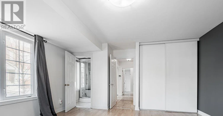 102 Natalie Place, Toronto, ON, M4M 3P7 - 6
