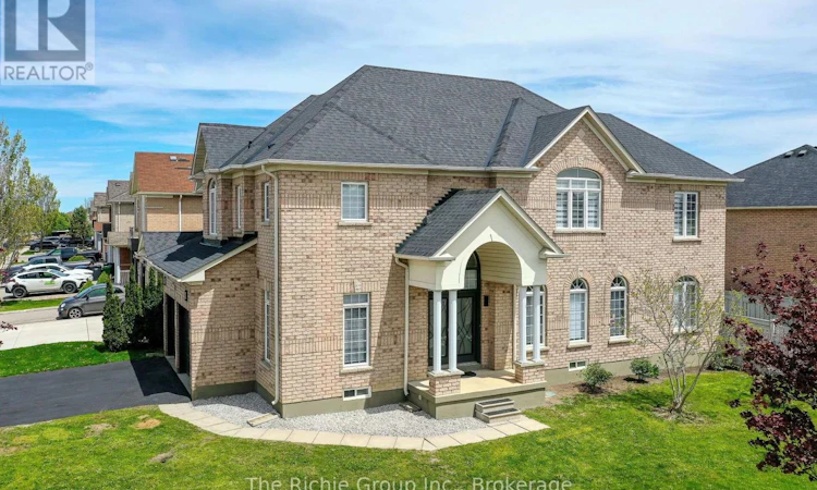 59 Tarquini Crescent
