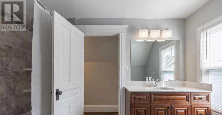 30 Walnut Street, St. Catharines, ON, L2T 1H5 - 19